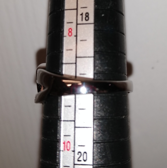 NWT WHITE SAPPHIRE HEART RING - Picture 5 of 8